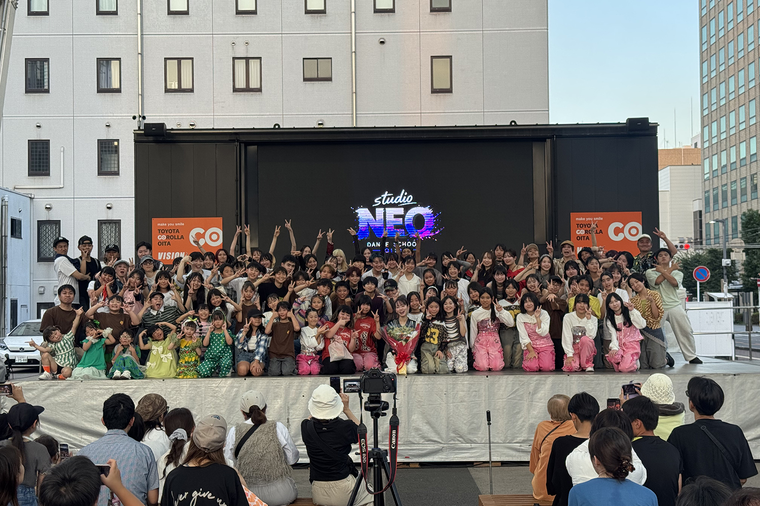トヨタカローラ大分祝祭の広場にてstudio NEOの中間発表会が開催！感動と熱気に包まれた最高の一日！